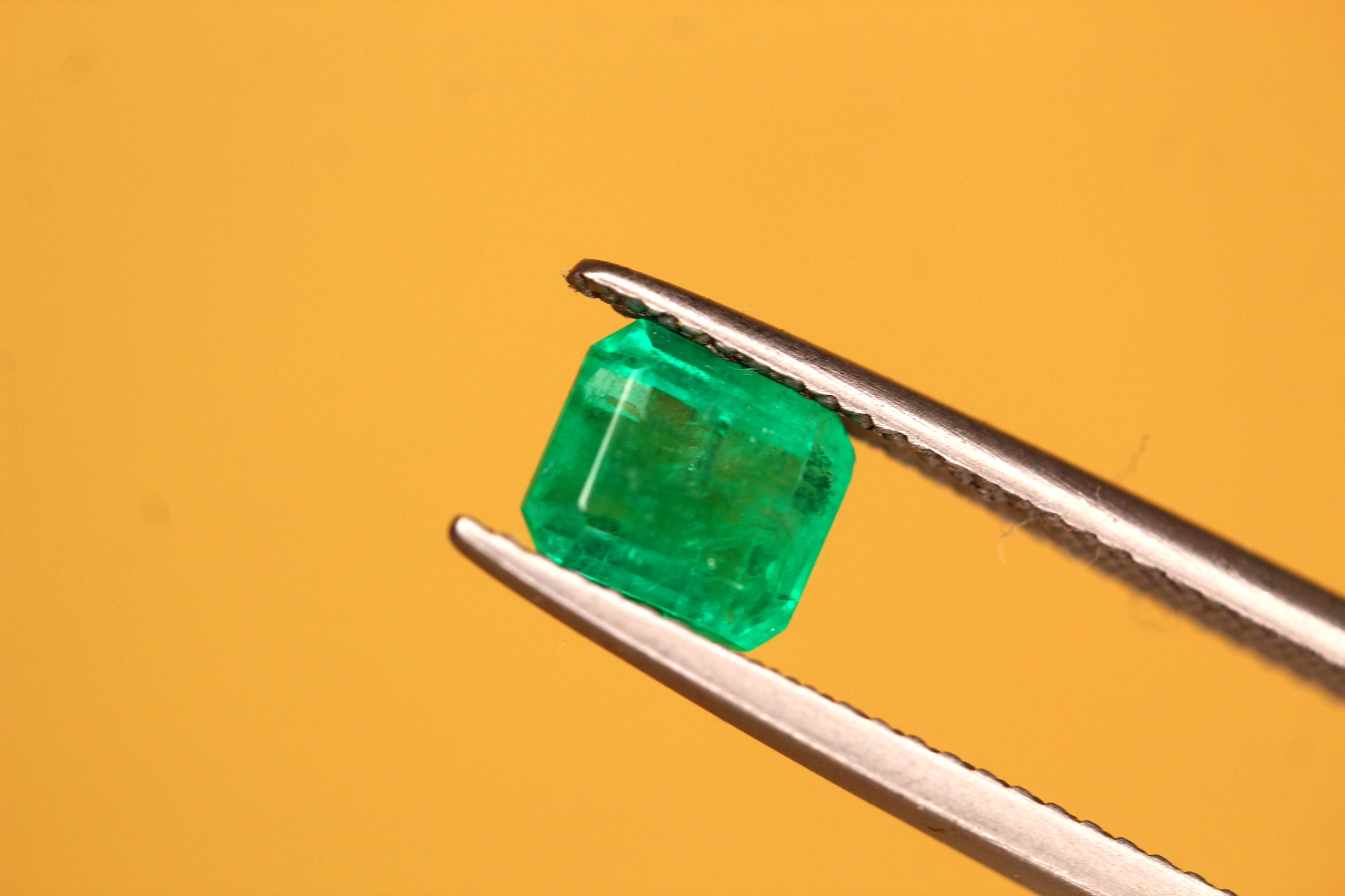 1.2 Carats Swat Emerald Stone