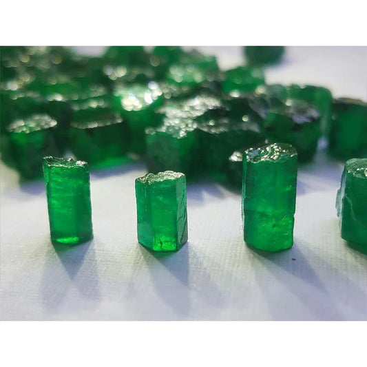 Facet Rough Raw Emerald Gemstone