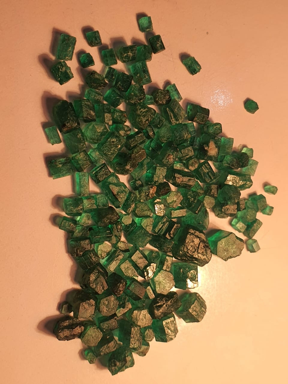 Natural Swat Emerald Deal