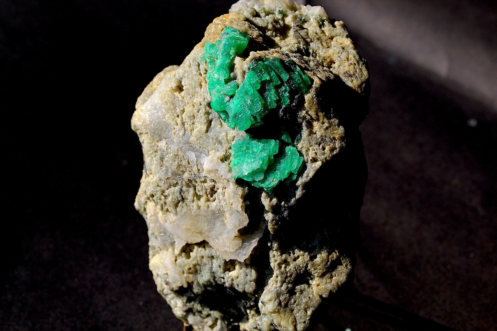 408 Gram Natural Emerald Crystal Specimen on Matrix – Swat Valley, Pakistan | Museum Mineral