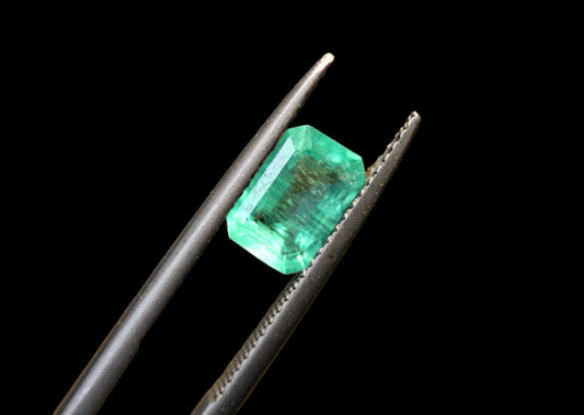 1.2 carats Natural Panjshir Emerald Green Stone