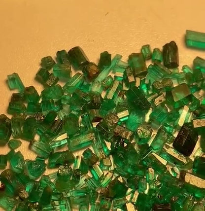 100 carats Natural Panjshir Emerald Stones