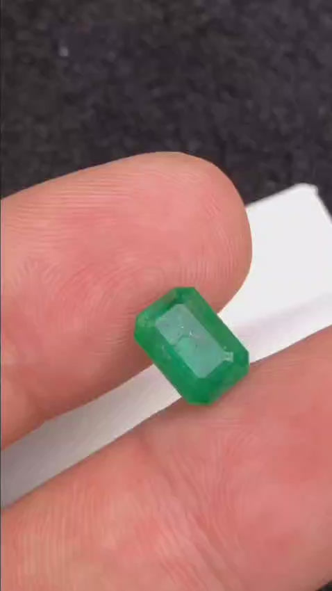 Check OUt The Video Of This Cut Emerald Stone