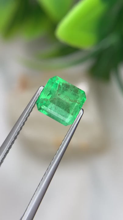 1.60 Carats Natural Colombian Emerald