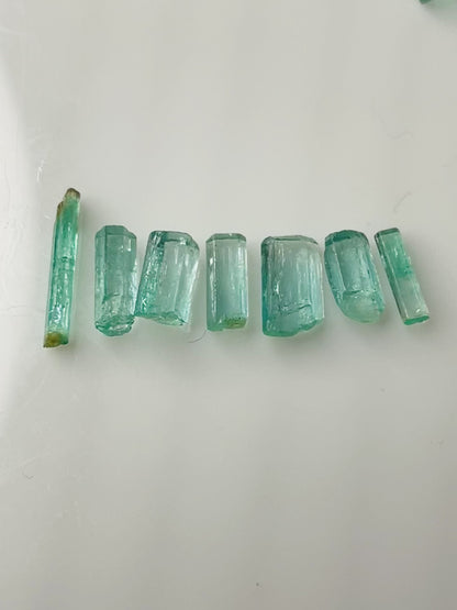14 carats Natural Raw Panjshir Emeralds Crystals