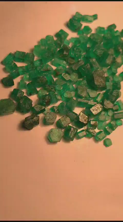 Natural Swat Emerald Deal